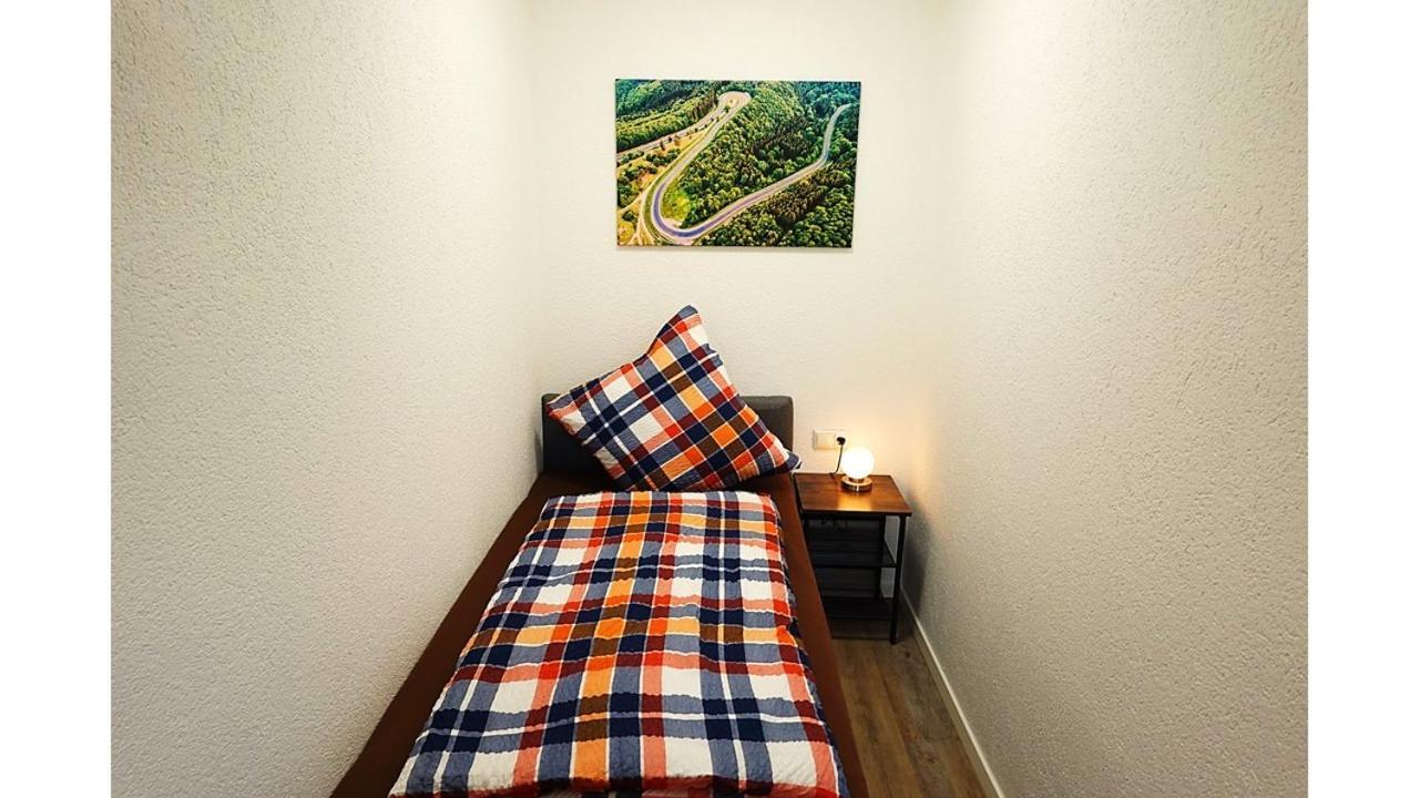 Speedys Bed & Breakfast Раймерат Экстерьер фото