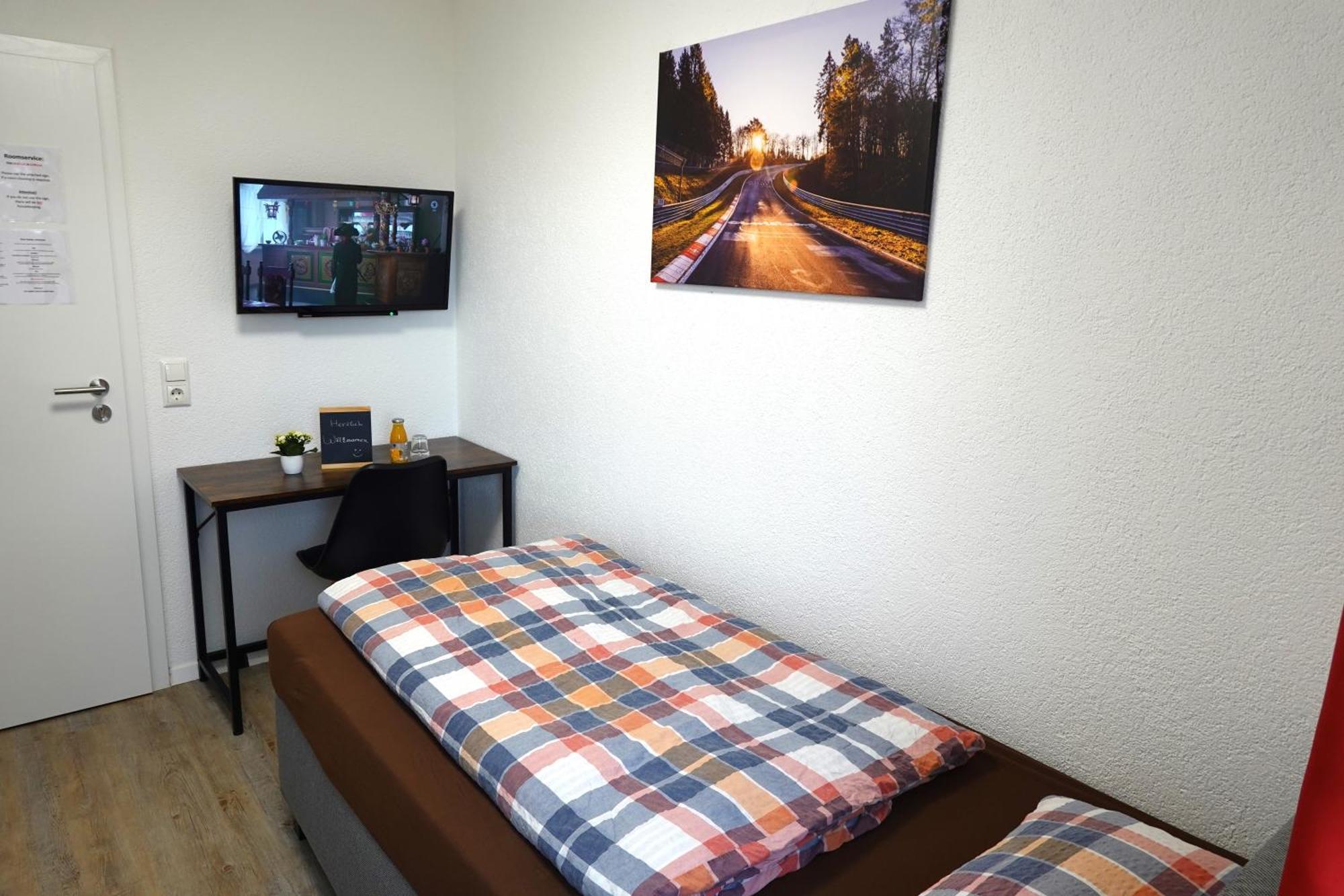 Speedys Bed & Breakfast Раймерат Экстерьер фото